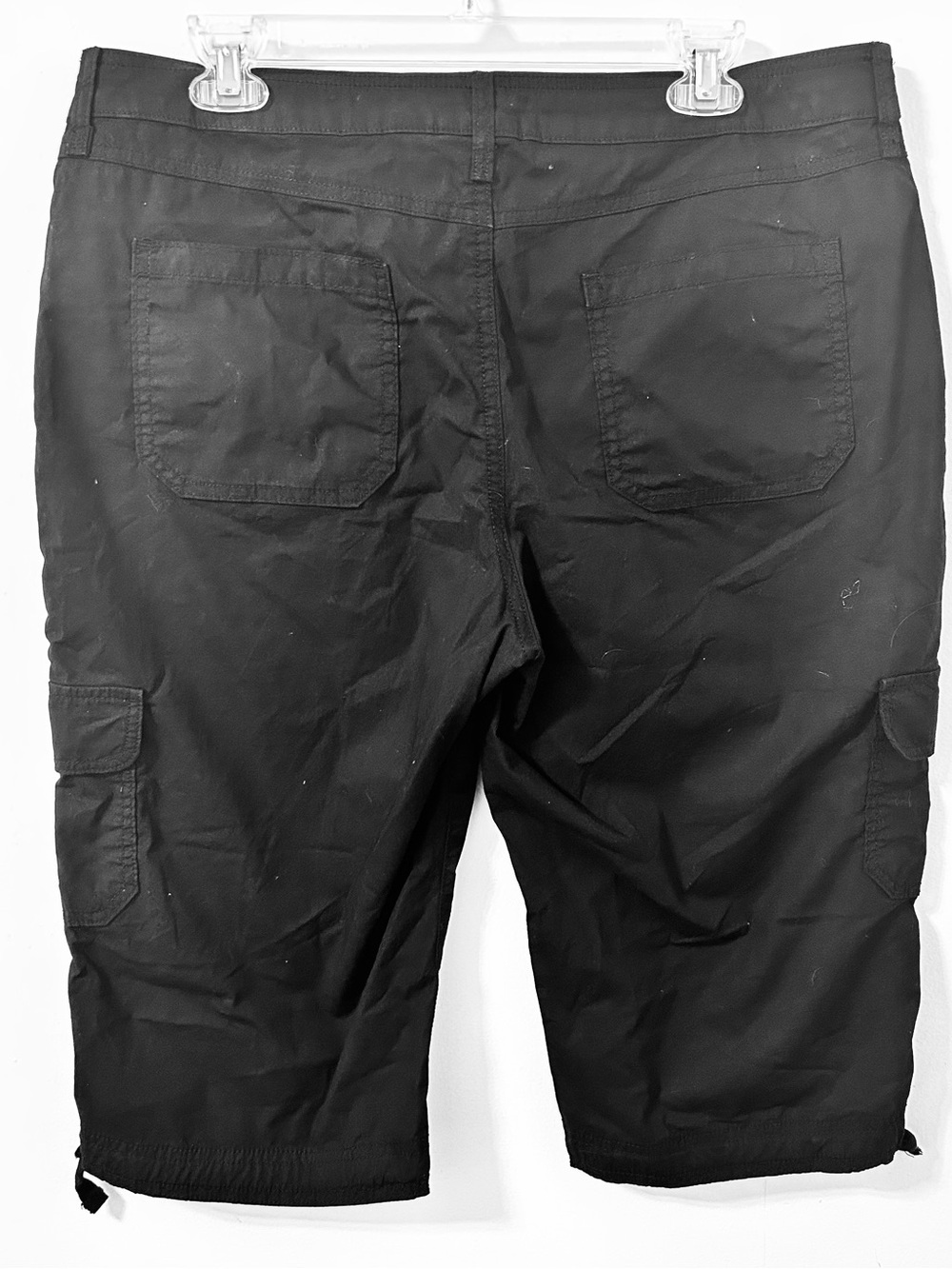 St. John's Bay Women's Cargo Drawstring waist capris tie hem Black  Sz14P - Picture 2 of 9